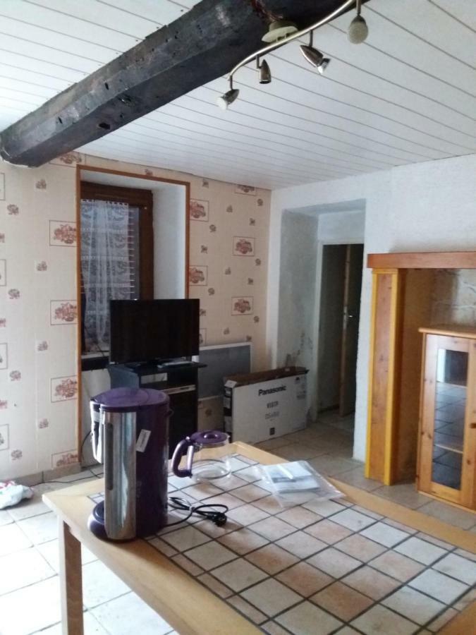 Villa Martin à Saint-Gal-sur-Sioule Extérieur photo